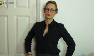 British mom teasingly strips to her black nylons and lacy girdle for some dildo toying